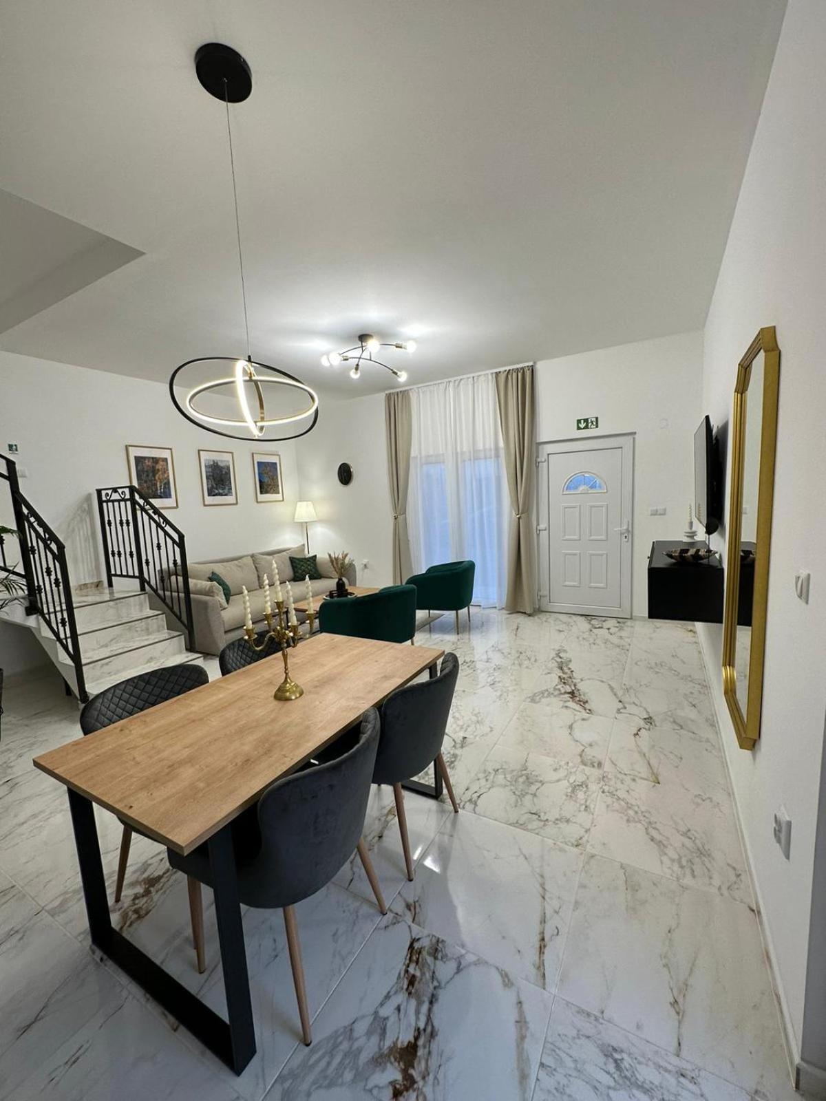 Apartments Green Linden ラコヴィツァ エクステリア 写真