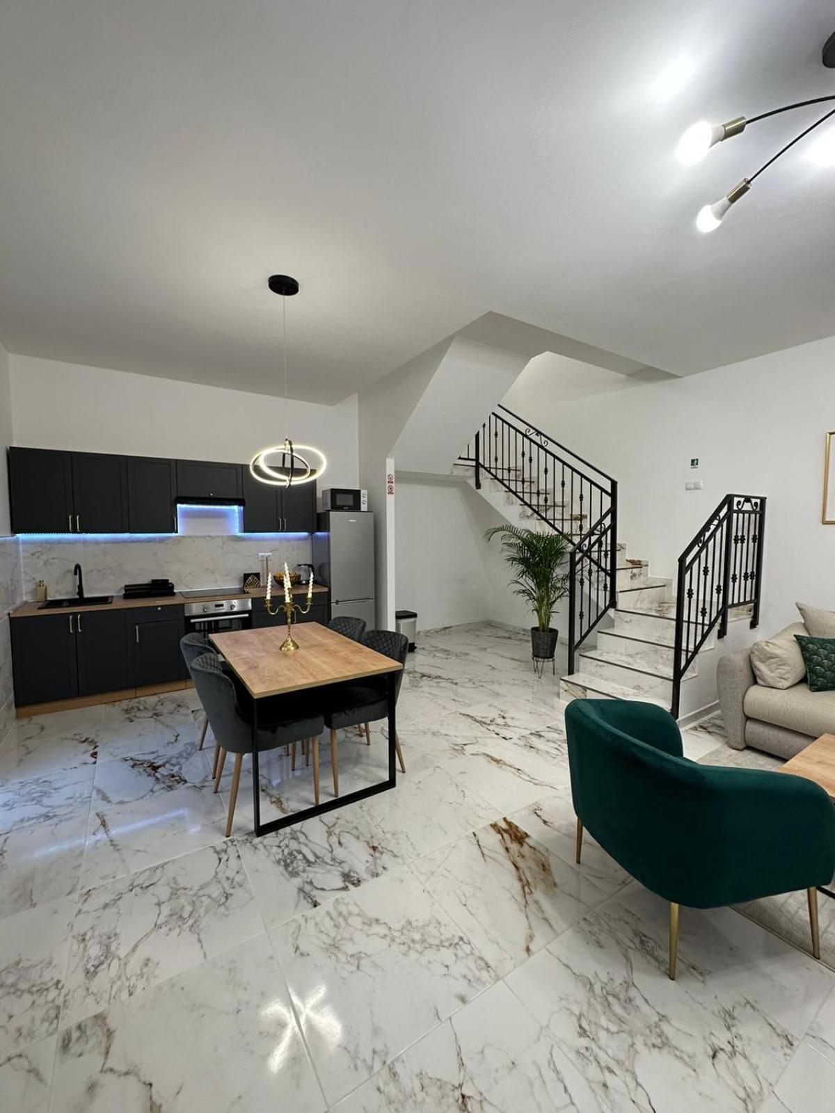 Apartments Green Linden ラコヴィツァ エクステリア 写真