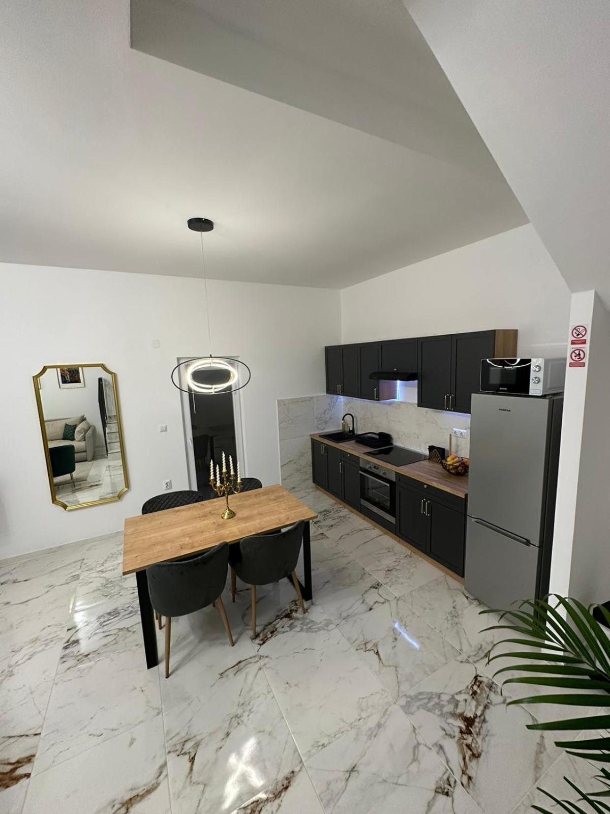 Apartments Green Linden ラコヴィツァ エクステリア 写真